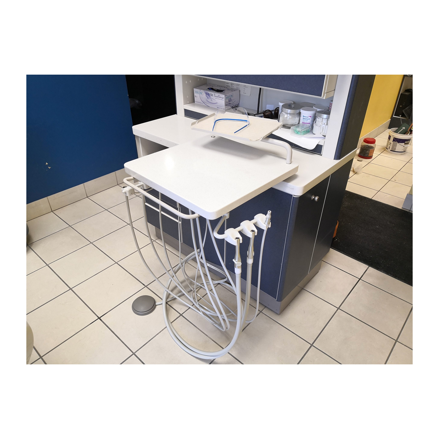 Rear Under Cabinet Assistant Arm